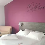 Hotel Kyriad Saint Chely D'apcher - Aire De La Lozere Albaret-Sainte-Marie