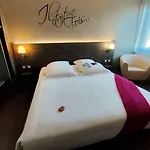 Kyriad Saint Chely D'apcher - Aire De La Lozere Hotel 3*