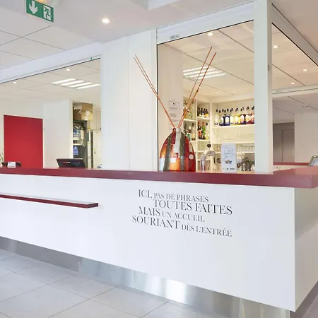 Kyriad Saint Chely D'apcher - Aire De La Lozere Albaret-Sainte-Marie