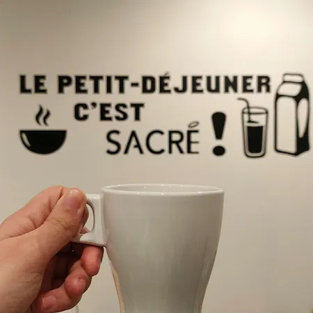 Kyriad Saint Chely D'apcher - Aire De La Lozere 3* アルバレ・サント・マリー