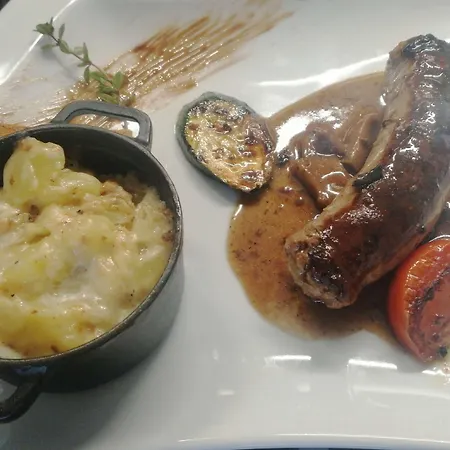 Kyriad Saint Chely D'apcher - Aire De La Lozere 3* アルバレ・サント・マリー