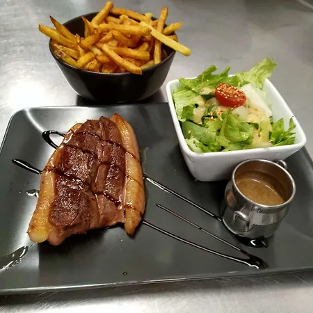 Kyriad Saint Chely D'apcher - Aire De La Lozere 3*