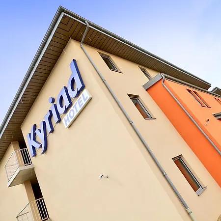 Kyriad Saint Chely D'apcher - Aire De La Lozere Hotel