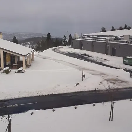 Kyriad Saint Chely D'apcher - Aire De La Lozere Hotell Albaret-Sainte-Marie