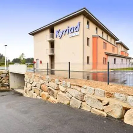 Hotell Kyriad Saint Chely D'apcher - Aire De La Lozere 3*