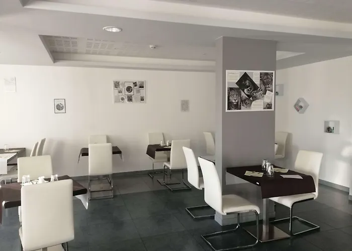 Kyriad Saint Chely D'apcher - Aire De La Lozere Ξενοδοχείο