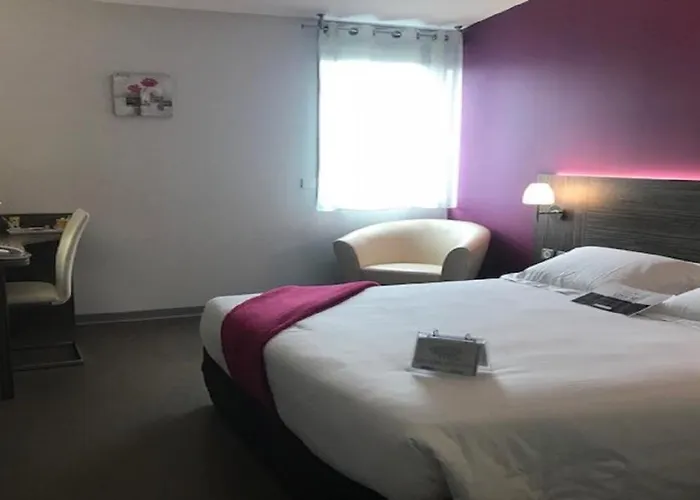 Kyriad Saint Chely D'apcher - Aire De La Lozere 3* Albaret-Sainte-Marie